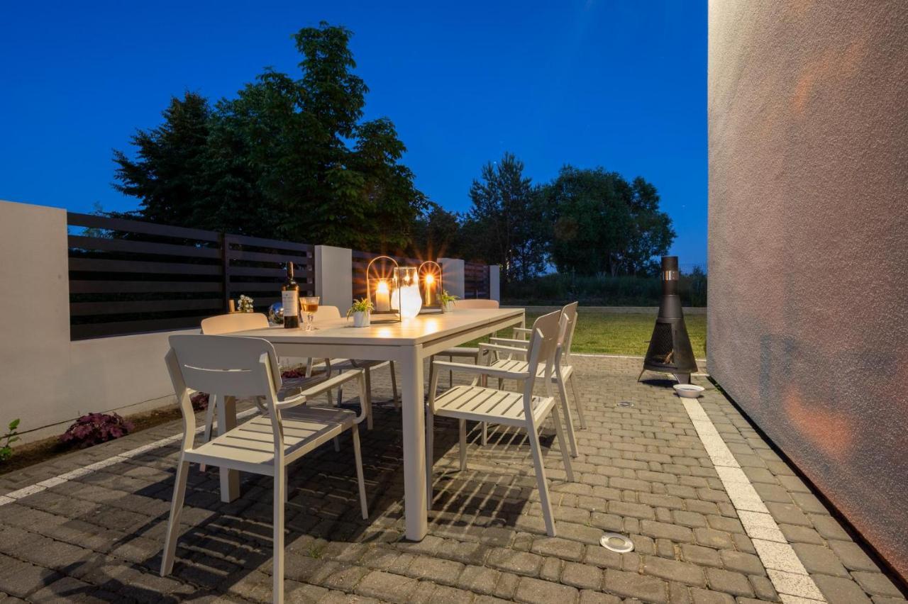 Seaesta Darlowo - Komfortowe Pokoje I Apartamenty 外观 照片